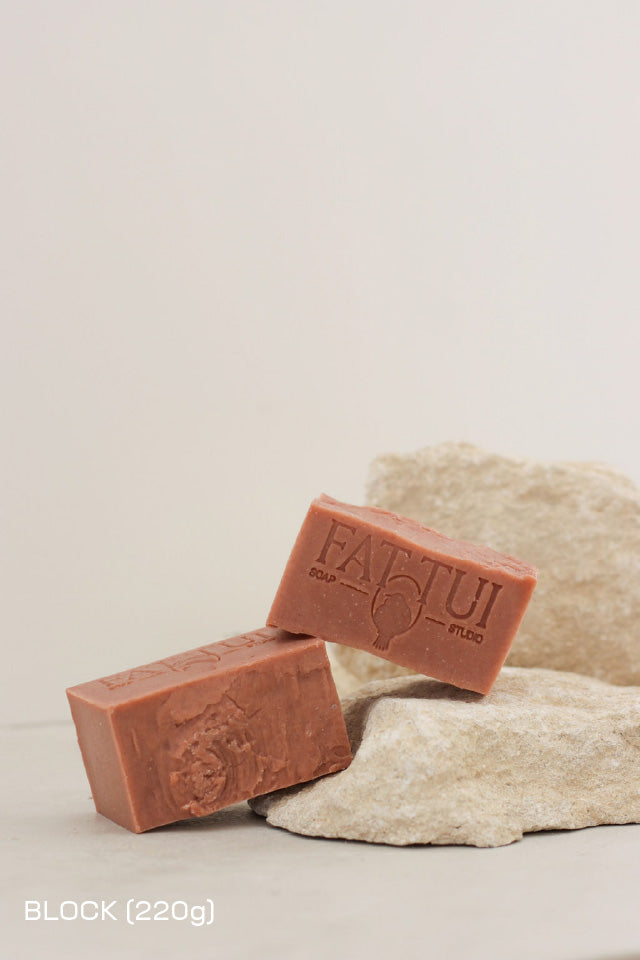 Fat Tui Soap Studio bar soap - Juniper and Red Clay - artisan soap with natural ingredients New Zealand